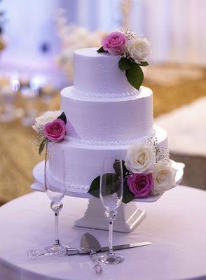 Wedding cake, tres leches