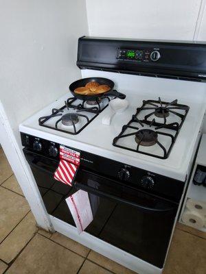 Expert Hotpoint Range Repair: From Igniter Malfunction to Temperature Control Issues.