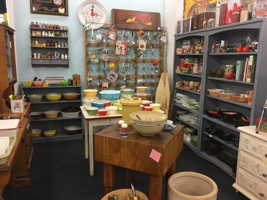 Our Vintage Kitchen Section! With Pyrex, Cast Iron, Kitchen Utensils, and More!