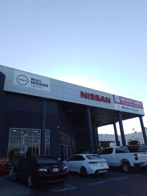 Puente Hills Nissan