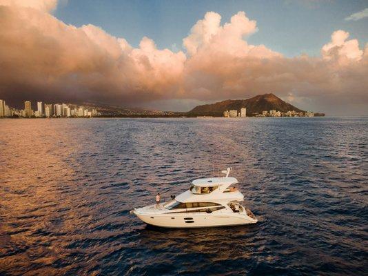 Waikiki's sunset on a private cruise