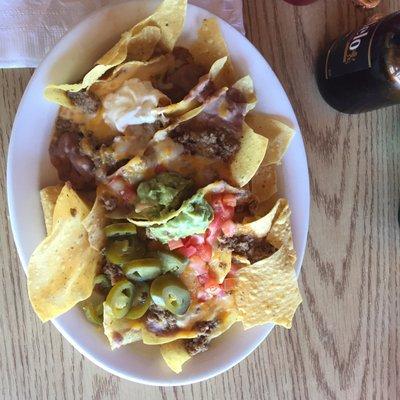 Half order supreme nachos