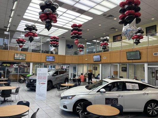 Wesley Chapel Nissan Showroom