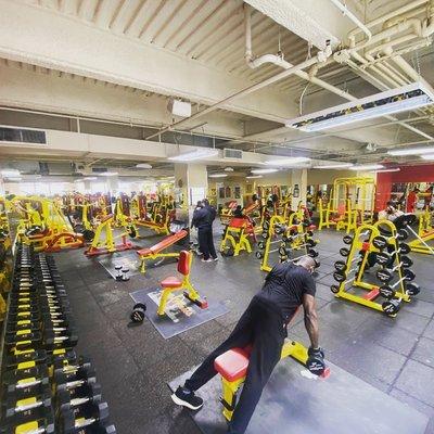 Join the gym with the biggest weight room in Church Avenue #GORETROCHURCHAVE