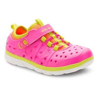 Childrens shoes (Striderite)