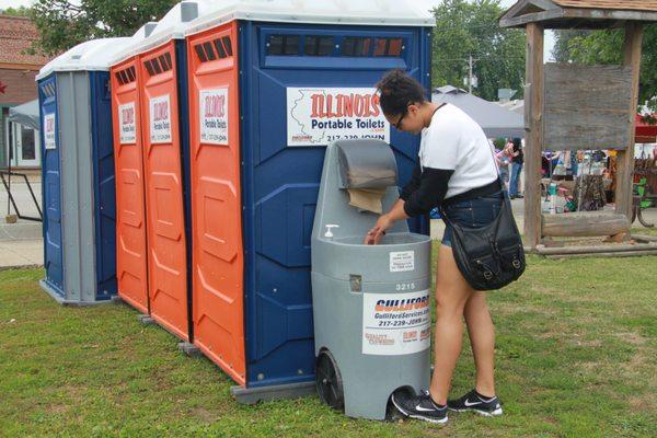 Portable toilet rental