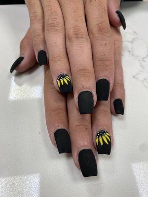 Matte black + sunflowers