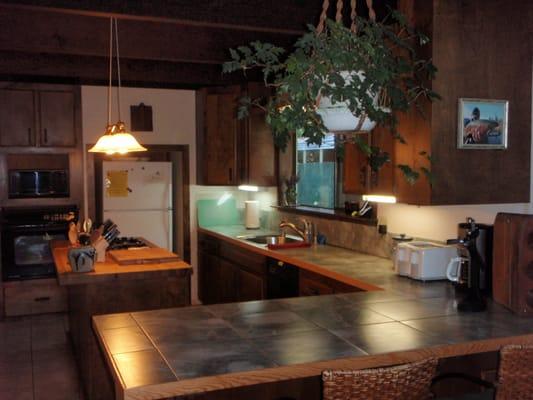 Large kitchen of Alpen Glow