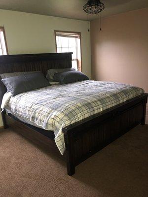 King size bed