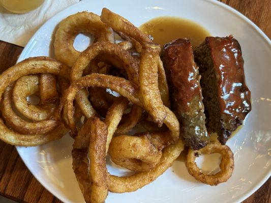 meatloaf with onion rings