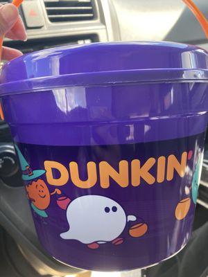 Munchkin Halloween bucket is awesome!