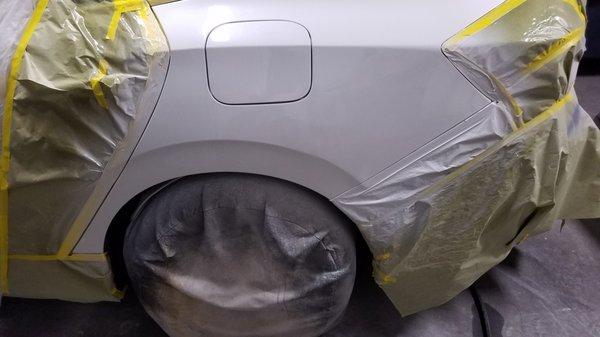 Honda OEM repaint and bumper / fender fix and replacement.