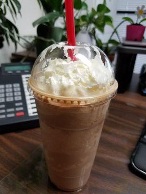 Blended Peanut Butter Mocha (sugarfree-ish). Mmmmmmmmmm