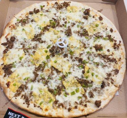 Cheesesteak pizza