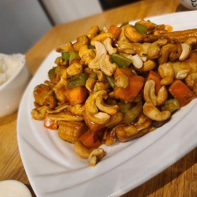 Cashew Chicken