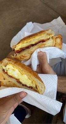 Egg bacon croissant