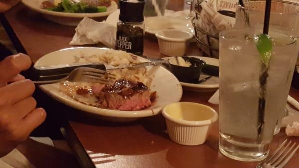 This is my sis's identical order...Bacon and Bourbon Filet Mignon. As you see, hers was thick, juicy, cooked to order and actually a filet!