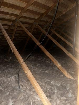 R38 Knauf ECOBATTS fiberglass attic space