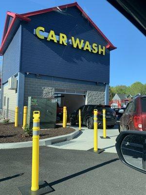 Line to get into the wash.