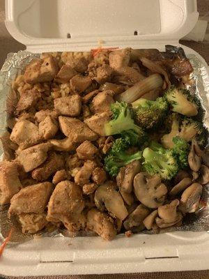 Hibachi chicken w/fried rice.