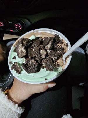 Chocolate  and Irish mint kiss with Oreos