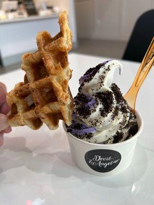 Croffle oreo. Ube and vanilla soft serve