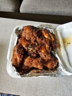 HUNAN CHICKEN WINGS