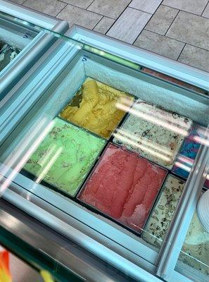 They have MANY flavors of ice cream, hard to choose!