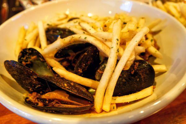 Chorizo Mussels