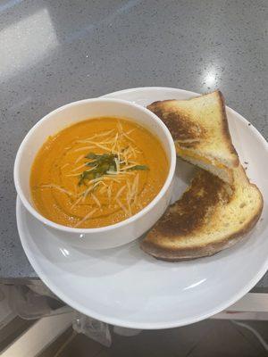 Creamy tomato soup