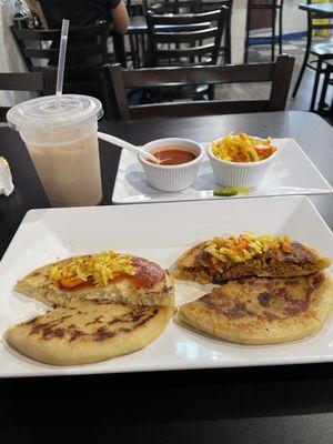 CHEESE AND LOROCO (QUESO CON LOROCO) Pupusa & Chicharron Pupusa