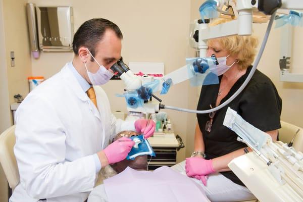 Dr. Baharestani offers root canal treatment in and around Great Neck, Manhasset, Roslyn and surrounding Long Island areas.