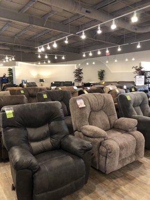 Nice selection of recliners in fabric & leather.