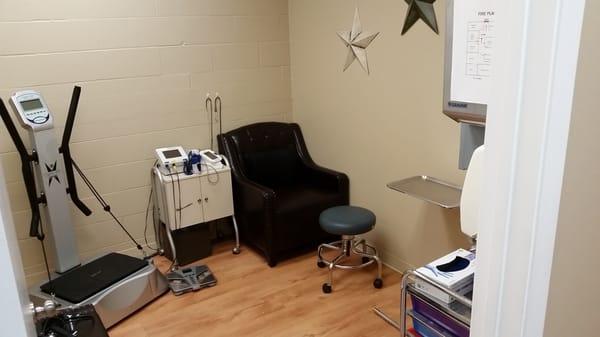 Vibration Station/Neuropathy Treatment Room