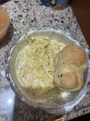 Fettuccine Alfredo and Garlic Rolls