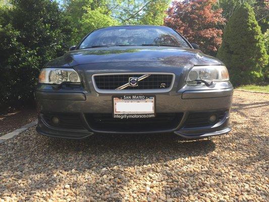 Volvo S60R front winglets