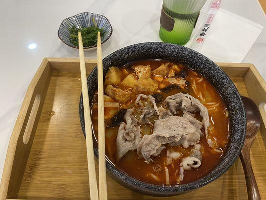 Beef slice Mala rice noodle soup