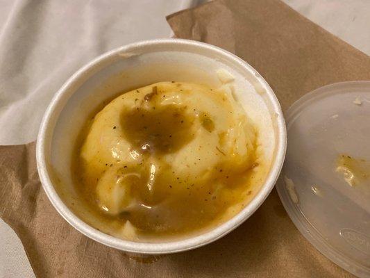 Reg Mashed Potatoes with Cajun Gravy