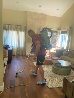 Handy backpack vacuum thoroughly cleans for floors.