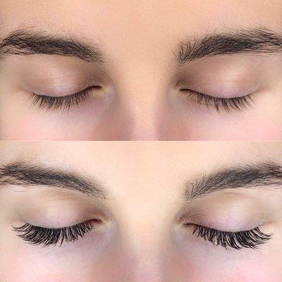 Natural look lashes