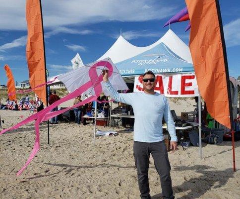 At the Kitty Hawk Kites tent on the beach in LBI.