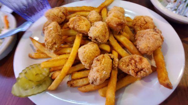 Fries and fried scallops for my daughter