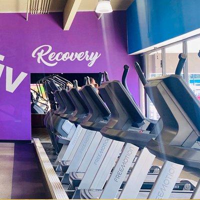 Cardio equipment at MUV Fitness Troutdale