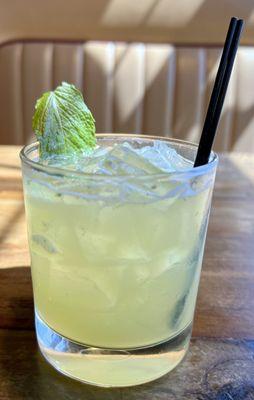 Paloma with fresh mint