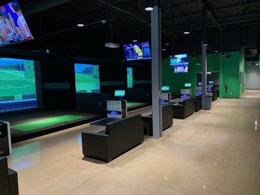 6400 sq. ft facility with 6 X-Golf Simulators