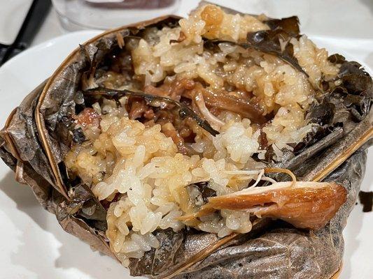 Sticky rice in lotus leaf