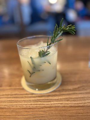 Pear cocktail