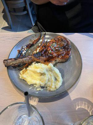 The Tomahawk Porkchop