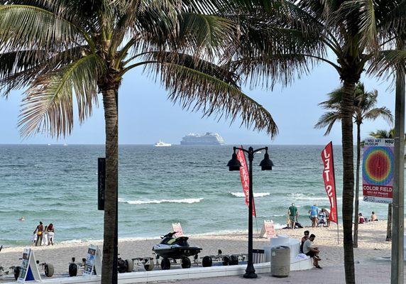 Watching cruise ships from our Oceanfront Suite #401.