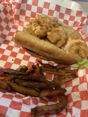 Fried Shrimp Poboy & Fries